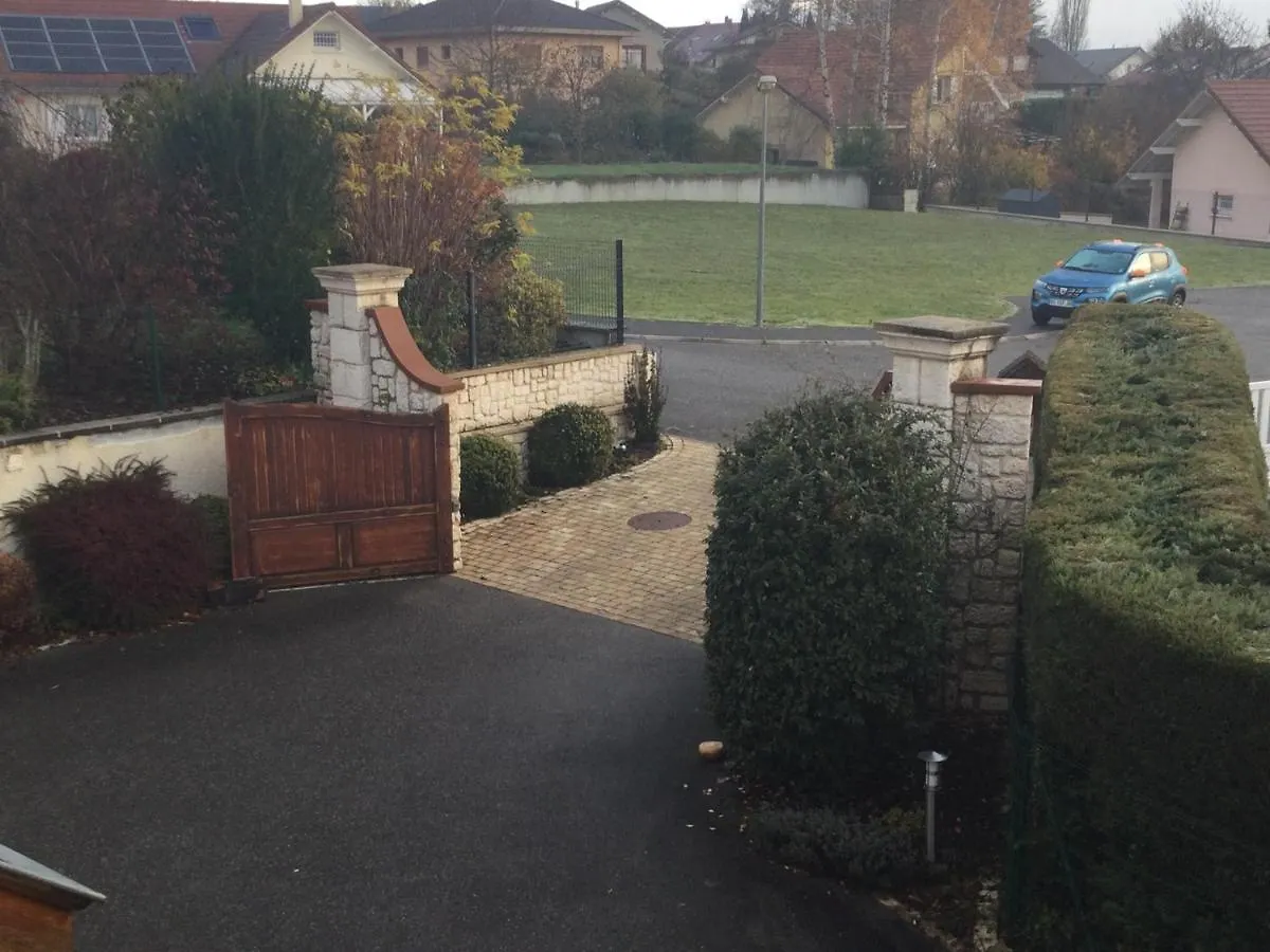 Guest house Location Chambres Le Panorama - Aeroport Geneve - Pays De Gex Chevry