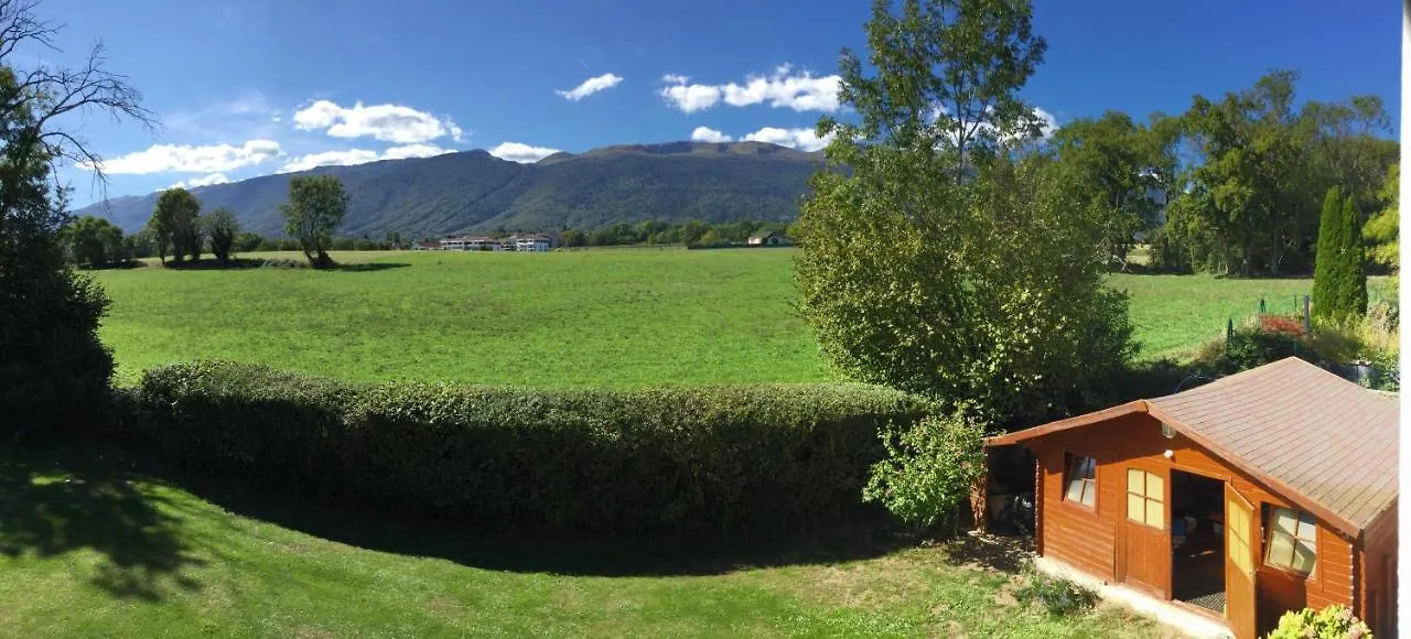 Location Chambres Le Panorama - Aeroport Geneve - Pays De Gex Chevry  0*, Chevry (Ain) France